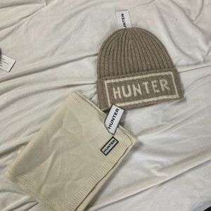 Hunter Beige Knit Beanie and Scarf Set